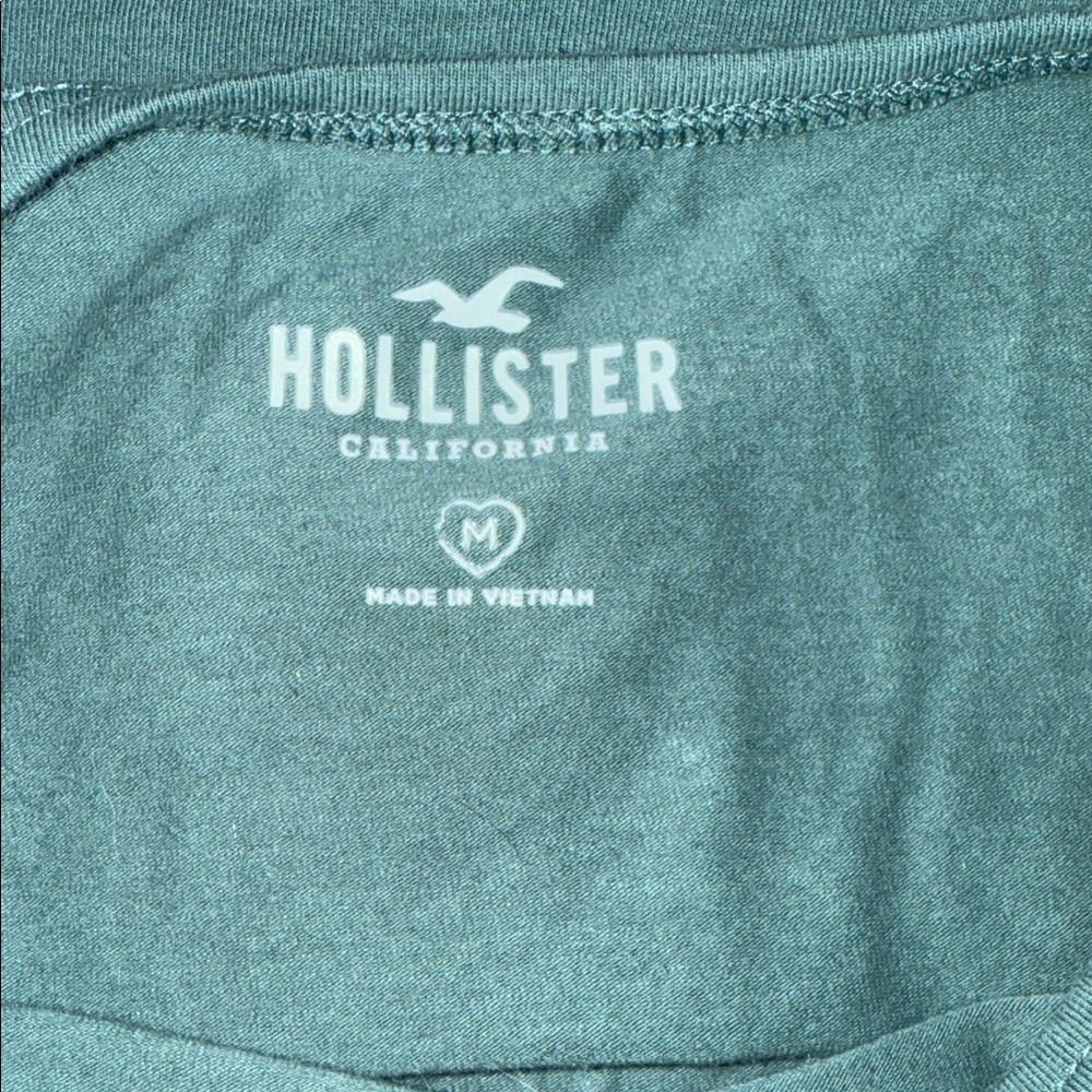 Hollister Athletic Club Women's Green Crop Top - Picture 4 of 4